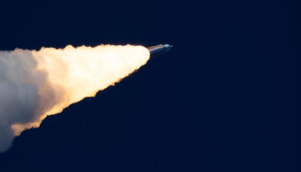 Les photos historiques du lancement d'Artémis 2 vers la Lune